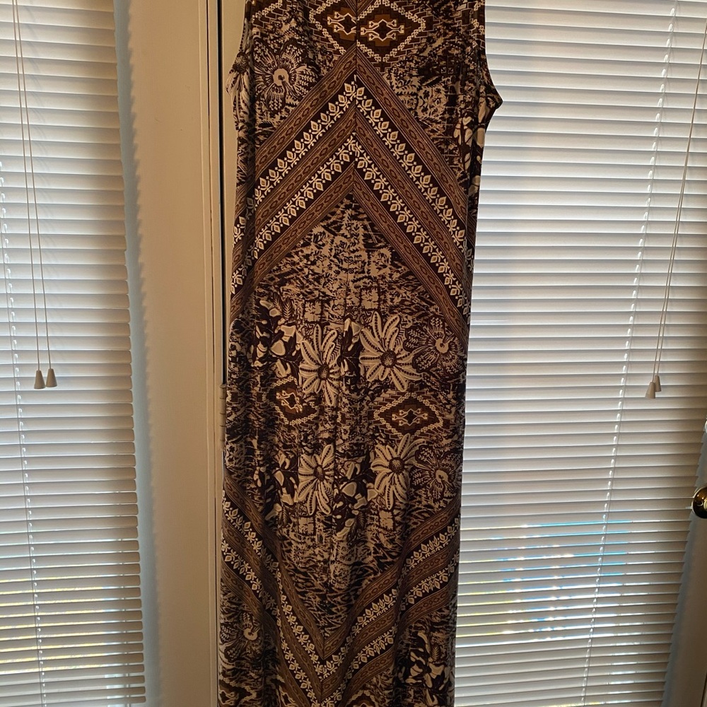 2/$25 🌸 R &R Richards Floral Pattern Dress - Picture 3 of 4